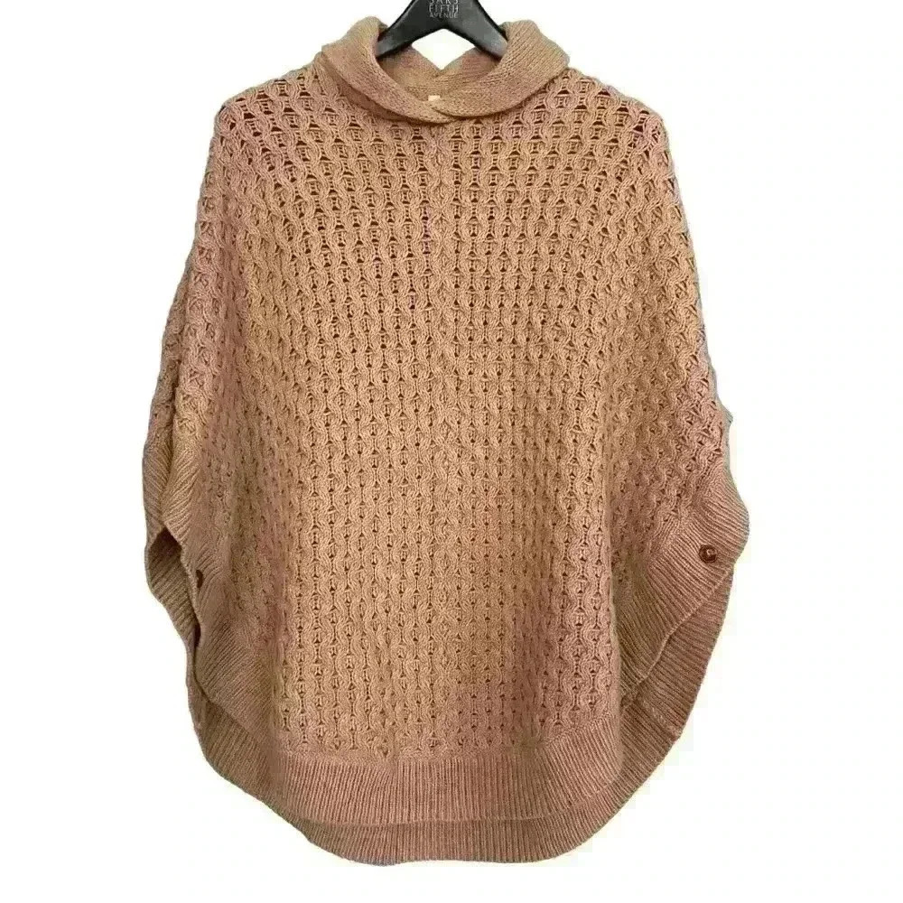 Talbots Crocheted Batwing Sweater Poncho Size S/M Tan Casual Fall Chunky Layer